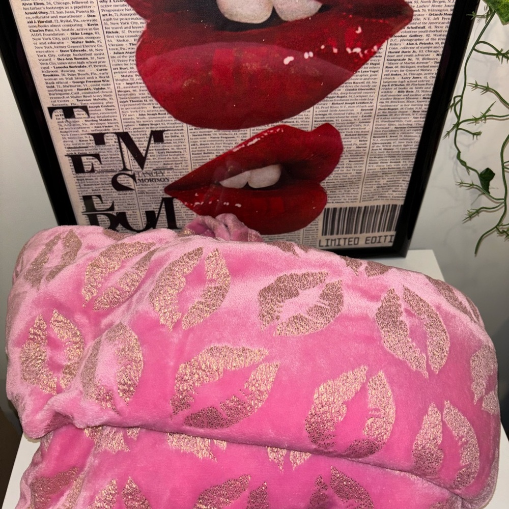 PINK BLANKET CUTE AESTHETIC - Picture 3 of 8